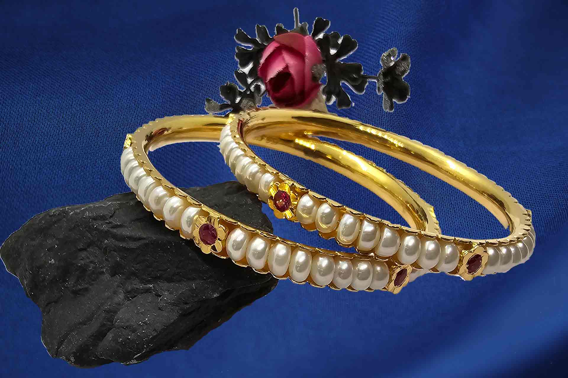 Chintamani Jewellers showroom with gold, silver, and diamond jewelry